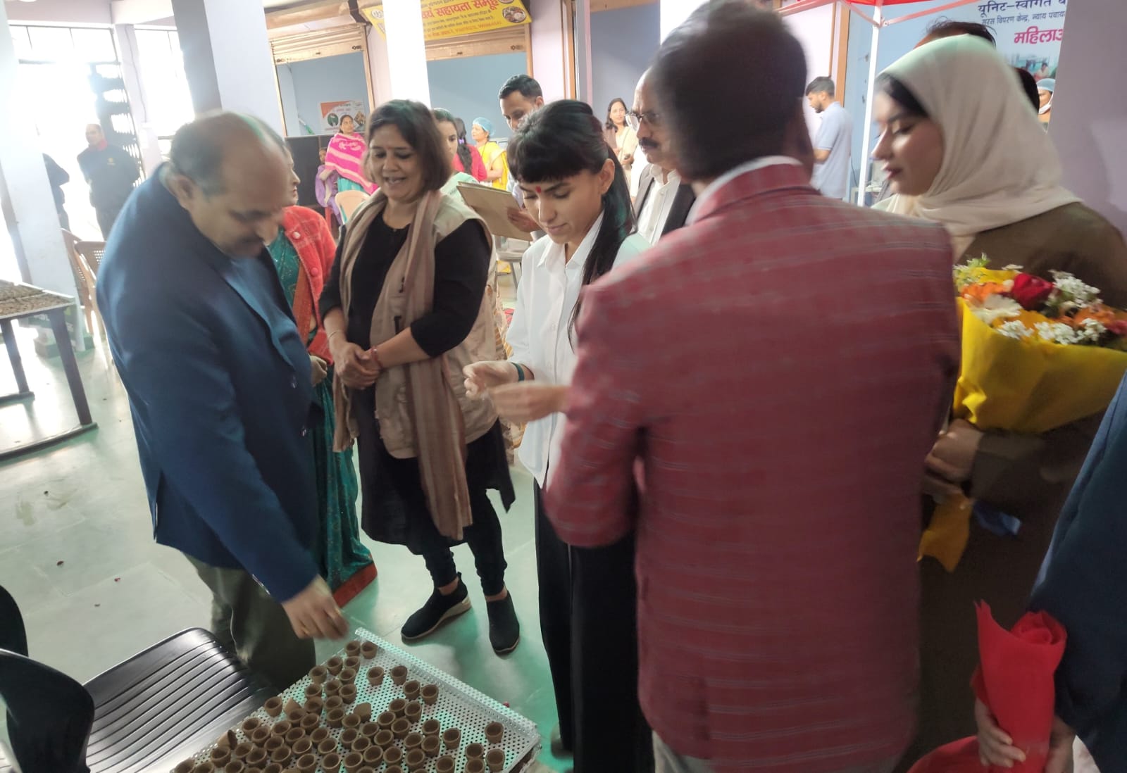 संयुक्त अरब अमीरात के आईएफएडी प्रतिनिधिमंडल द्वारा हरिद्वार में ग्रामोत्थान परियोजना के ग्रामीण उद्यम इकाइयों का निरीक्षण एवं भ्रमण