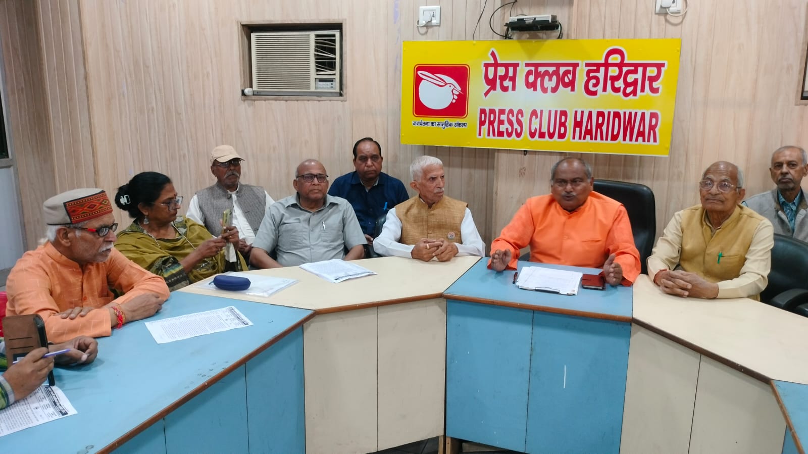 देशभक्ति से नयी पीढ़ी को अनुप्राणित करने में महत्वपूर्ण भूमिका निभाएंगे सेनानी परिवार- भारत भूषण विद्यालंकार