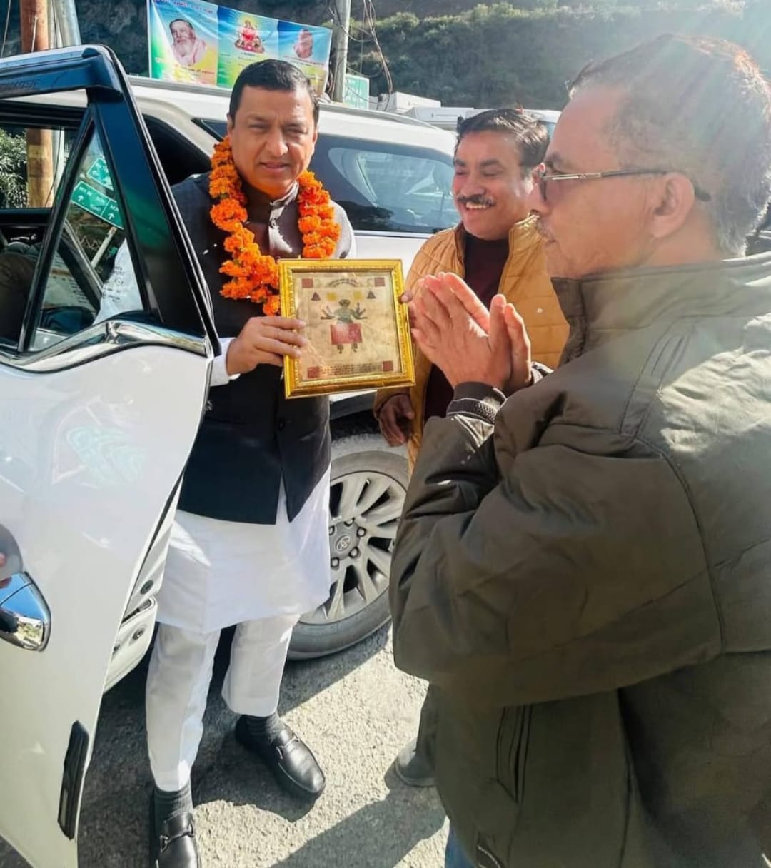 घंटाकर्ण मंदिर मे नही रहेगा अंधेरा, सांसद निधि से सोलर पावर स्वीकृत