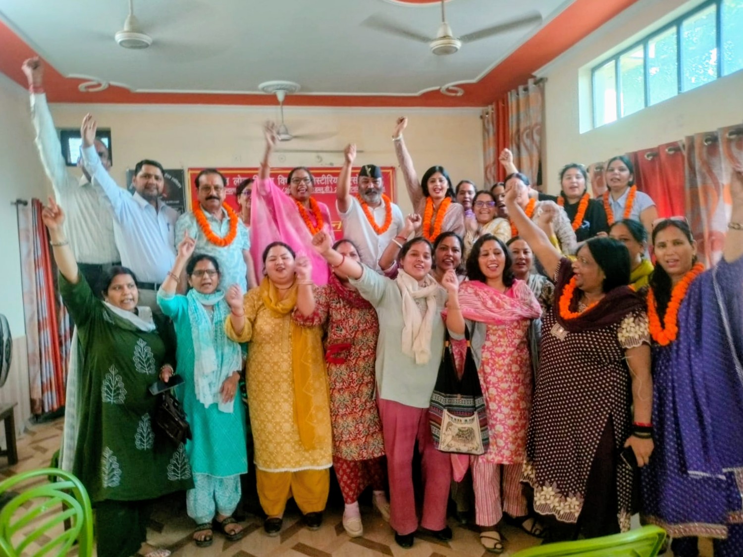 उत्तरांचल पर्वतीय कर्मचारी शिक्षक संगठन से जुड़ी सैकड़ों महिला स्वास्थ्य कर्मी, रेनू कंडवाल बनीं जिला संयोजक