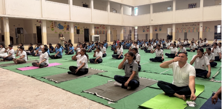 अंतर्राष्ट्रीय योग दिवस पर भव्य योग कार्यक्रम का आयोजन 