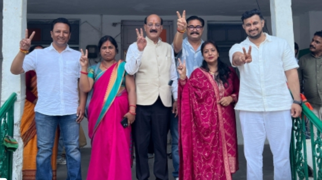 विकास कार्यों पर जनता की मुहर, जनता के विश्वास की जीत है नरेंद्र नगर पालिका चुनाव