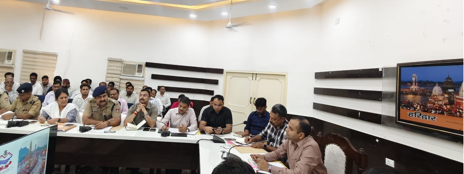 25 जुलाई तक पूरी हों कांवड़ मेले की सभी तैयारियां, डीएम ने अधिकारियों को दिए सख्त निर्देश