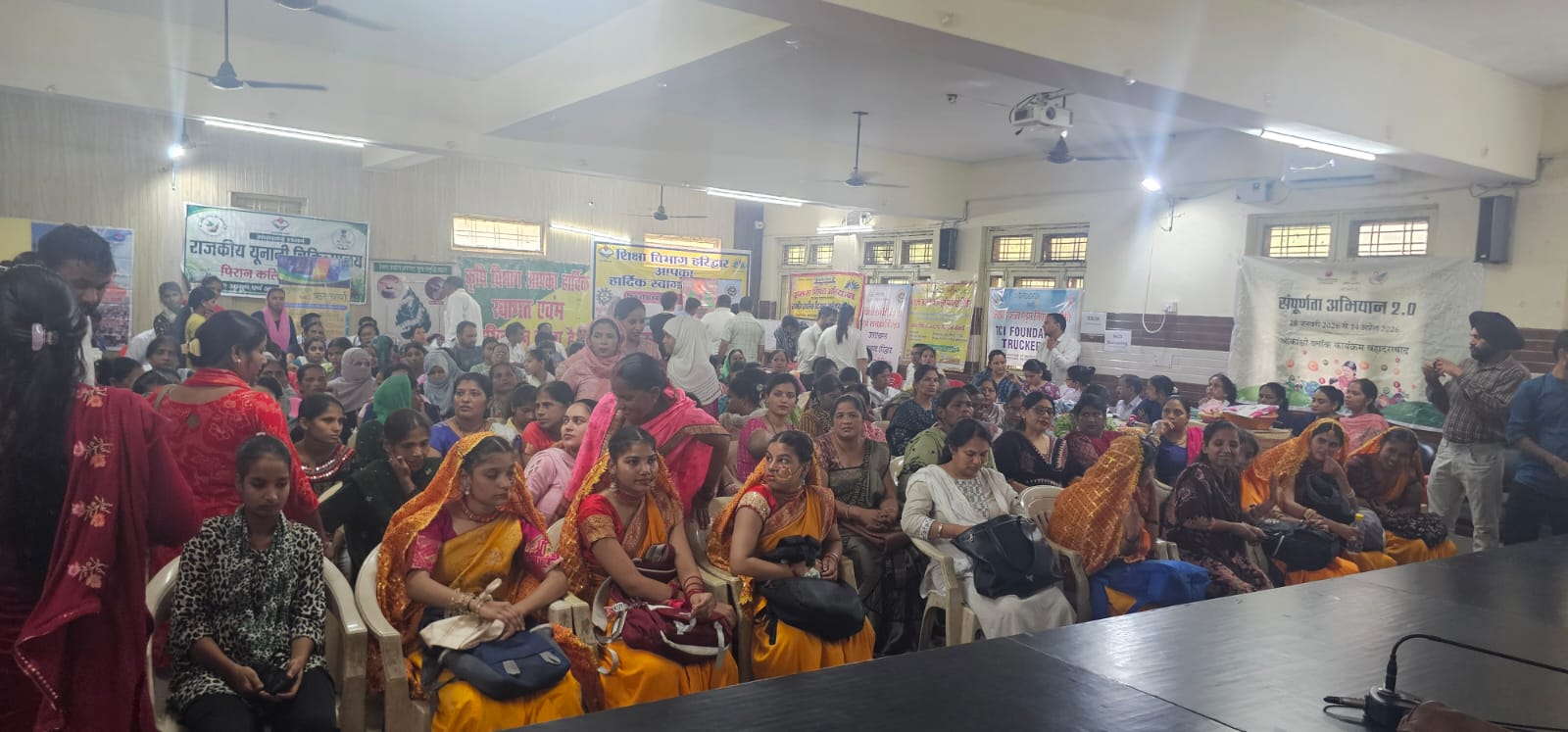 विकासखंड मुख्यालय बहादराबाद में ‘जन-जन की सरकार, जन-जन के द्वार’ सेवा पखवाड़ा शिविर का किया गया आयोजन