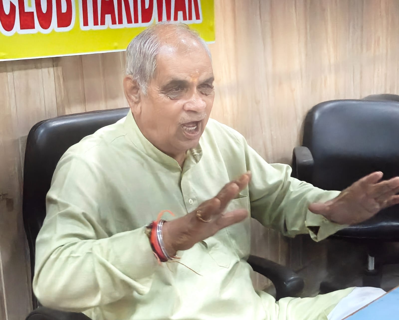 वरिष्ठ भाजपा नेता अशोक त्रिपाठी ने उठाए सतीकुंड सौंदर्यकरण कार्य की लागत पर सवाल