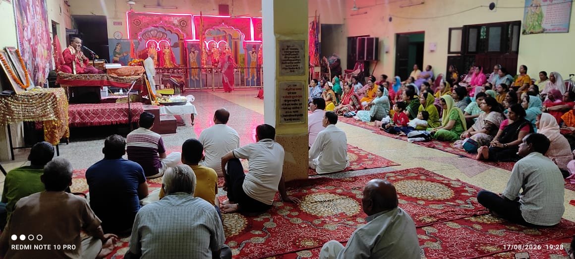 भोलेनाथ अपने भक्तों की सच्ची श्रद्धा और भक्ति से ही प्रसन्न हो जाते हैं- आचार्य महंत प्रदीप गोस्वामी
