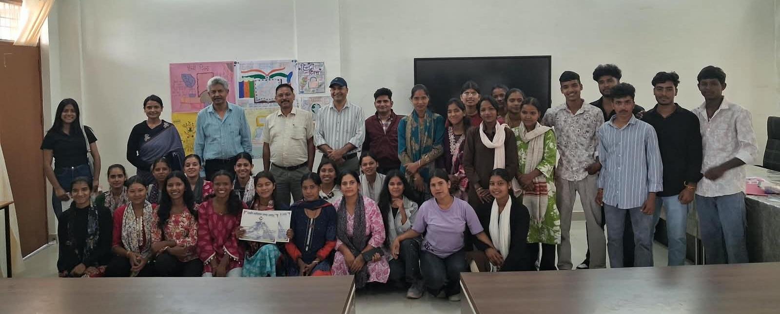 महाविद्यालय लमगड़ा ,अल्मोड़ा में हिंदी विभाग की ओर से हिंदी दिवस के अवसर पर विभिन्न प्रतियोगिताओं का आयोजन